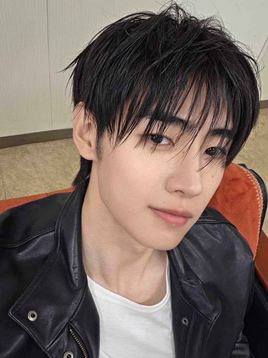 napforfate's tweet photo. หมวยครับ อ้อนแบบนี้ เฮียจะอยู่ไง 😭 ใจคนอยู่ไกลมันทรมาน https://t.co/5RbrrcFYtw