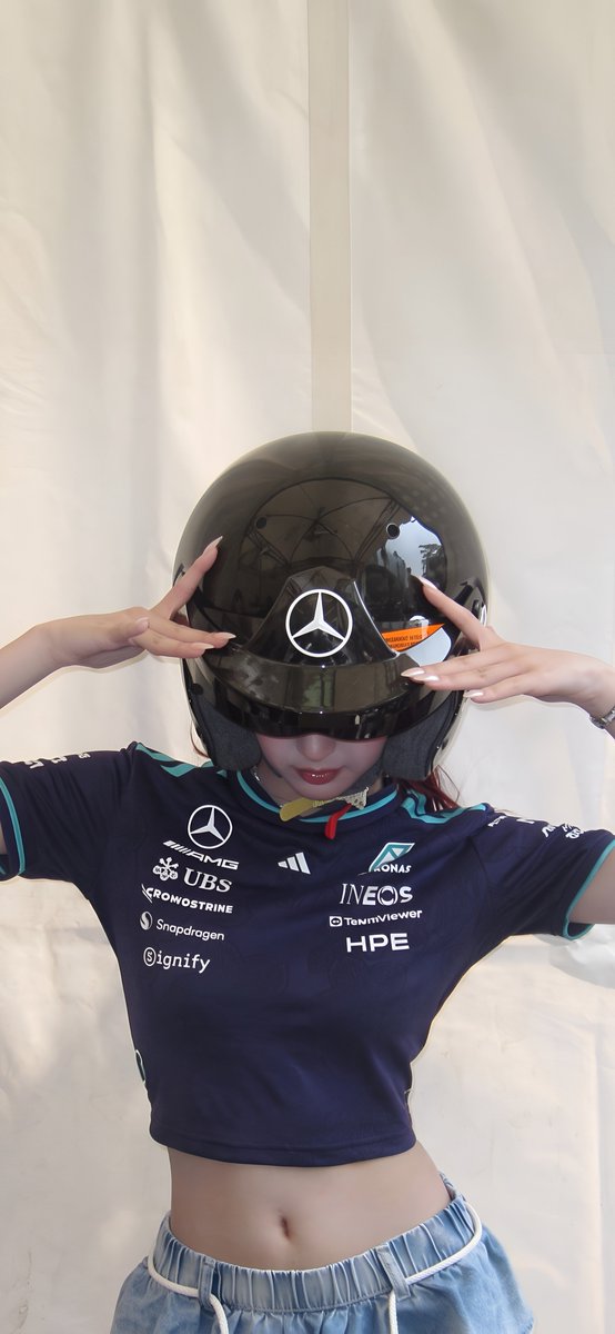 chichilacie's tweet photo. chiquita at the f1 event is seriously so pretty her visuals are unreal, and those cute little expressions make her even more adorable. she's literally a princess!💖 

#CHIQUITA #BABYMONSTER https://t.co/qzAaJ8hLUw