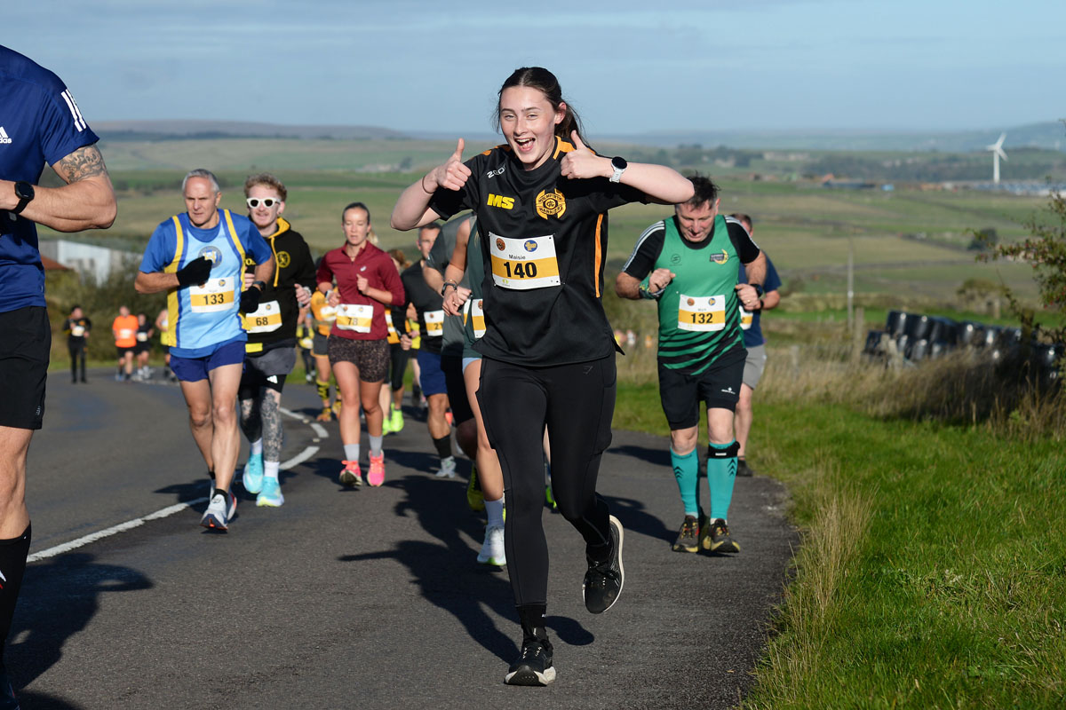 FlamingPhotos's tweet photo. .@hhac Holmfirth 10K
https://t.co/Sb3Qu19ae7 #running #athlectics #holmfirth #huddersfield #yorkshire #10k https://t.co/LWMuCb3nYj