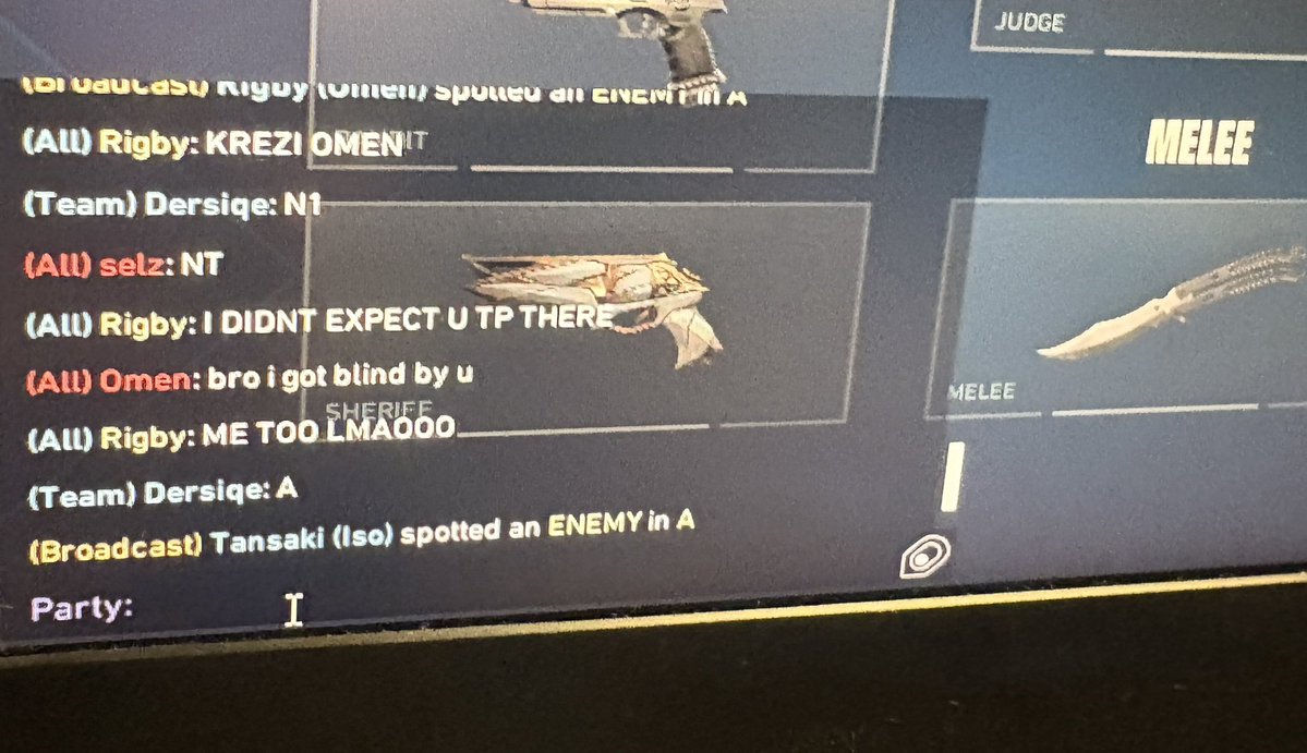 friedsamon's tweet photo. Yesterday dump kocak main sama bang D gacor af😭 enemy’s omen lit blind me and tp’ed MASALAHNYA AKU JUGA, DIA TP KE KANAN AKU TP KE KIRI LMFAOOOOO https://t.co/TYrupJi9ec