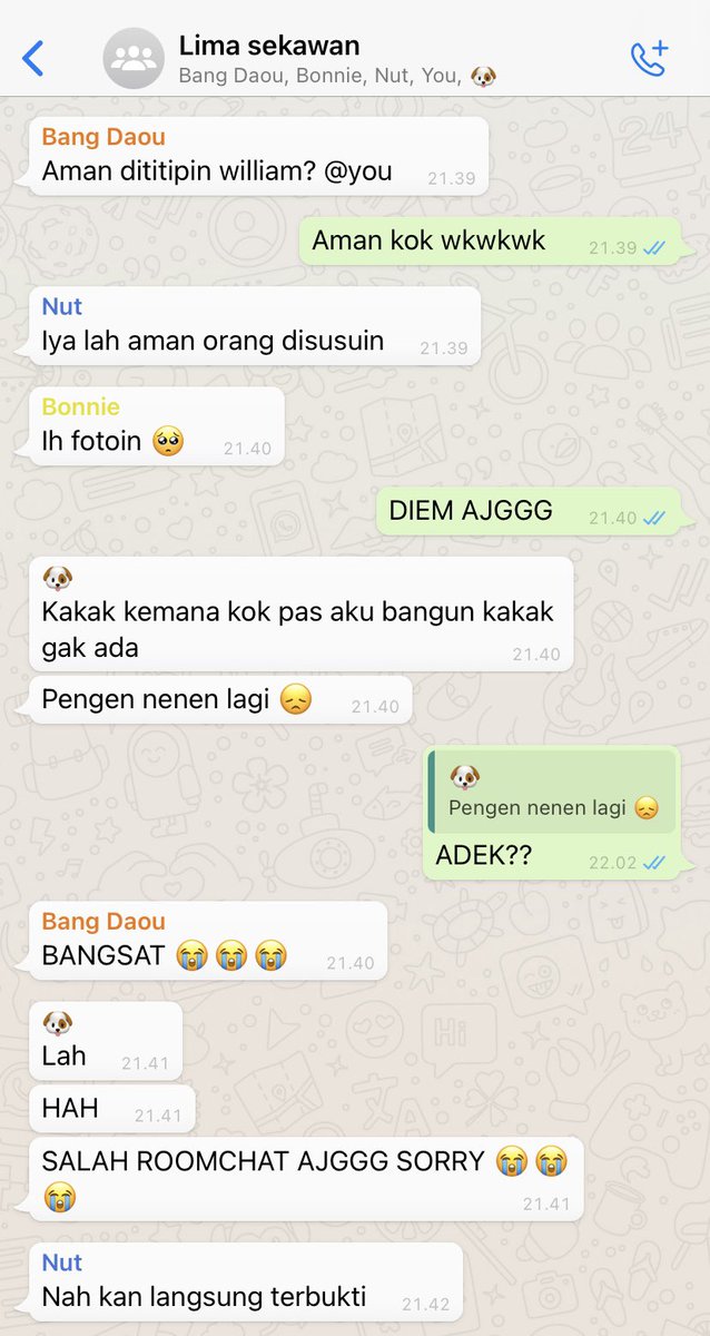 siavl's tweet photo. — est dititipin (temen) sama mamahnya

Williamest one tweet au https://t.co/2edigUTEpv