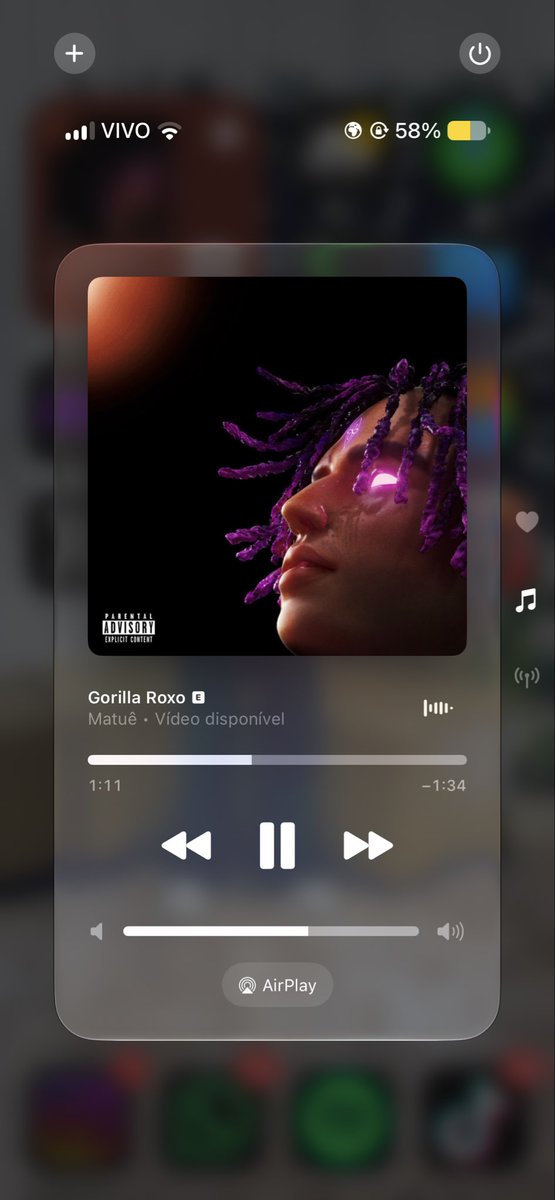 Jhony7R's tweet photo. Amo fazer o almoço ouvindo matuê https://t.co/QDjHp6IlUZ