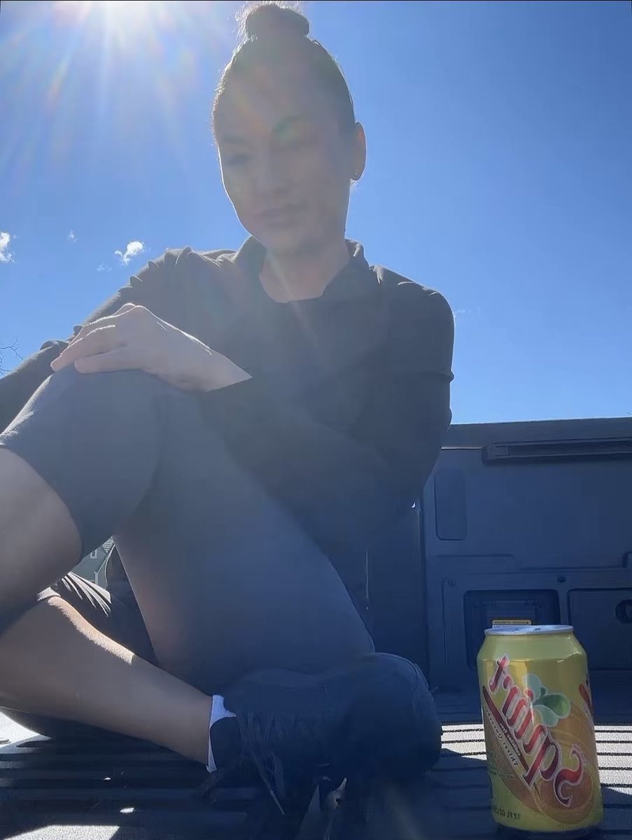 BreezeFlexin2's tweet photo. Squirt with lunch 💦 https://t.co/rkO0O4jRRQ