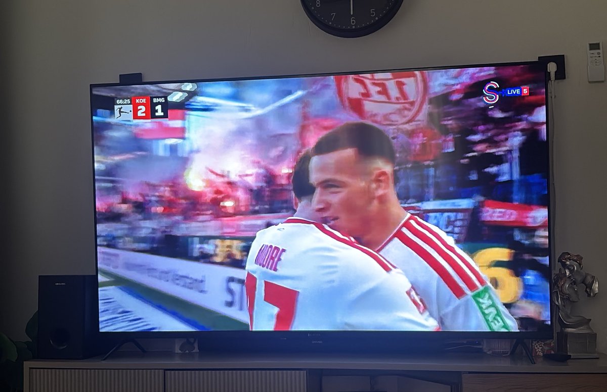 ChosenPurely's tweet photo. İşten geldim ve tv karşısına geçtim. Şu görüntü kalitesiyle maç izliyorum. İnşallah tez vakitte bizim de yayıncı kuruluş el değiştirirde böyle kaliteli yayınlar izleriz. Teşekkürler @ssportplustr 

Sizde örnek alın ve ders çıkarın @beINSPORTS_TR https://t.co/ZTvsIUuSc7