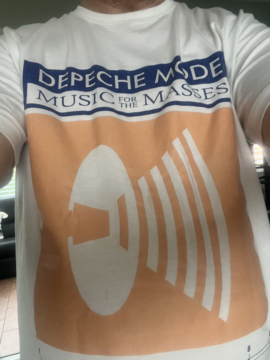 cowcart1's tweet photo. So today I’m mostly wearing this plus it’s a fooking awesome album too 😜 https://t.co/RFRg5rJVvg
