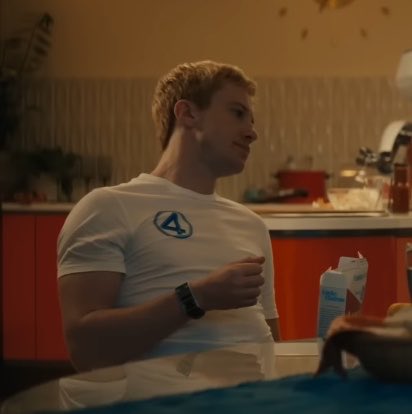 spideysbrie's tweet photo. #biceps woah https://t.co/aORiL5Z6Wx