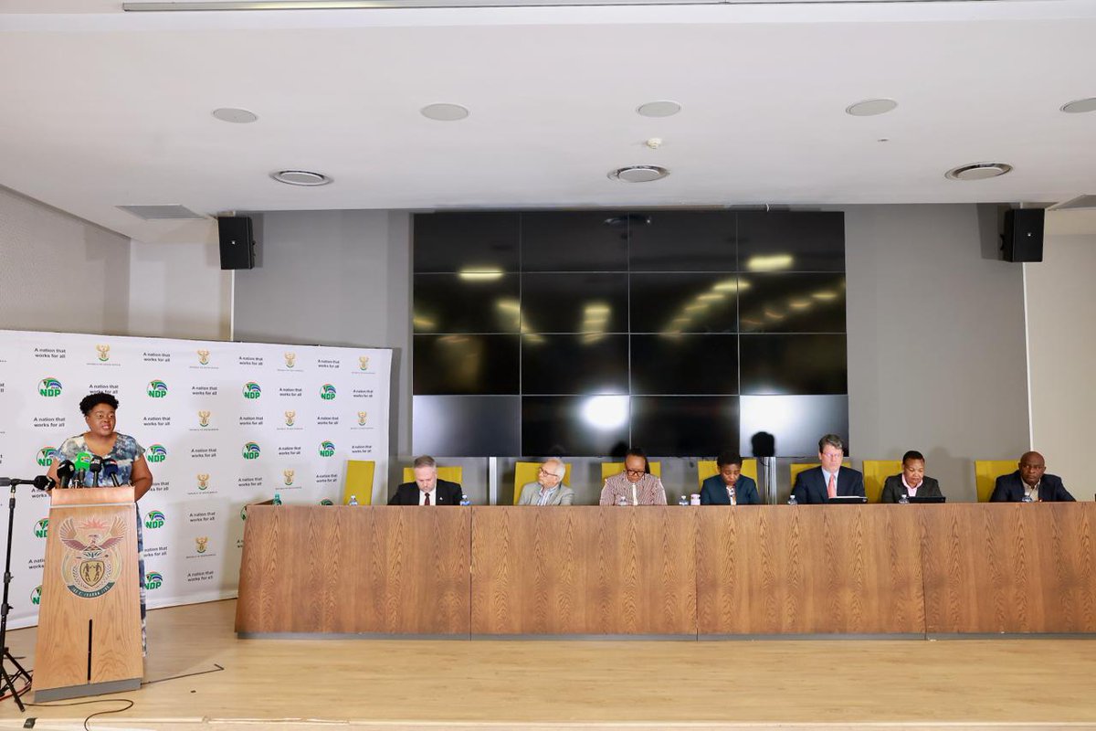 GovernmentZA's tweet photo. #IMCBRIEFING| The Inter Ministerial Committee on Migration will approach the courts for guidance on implementing the Constitutional Court judgment on asylum applications, including a possible suspension period to strengthen Home Affairs’ capacity.

🔗Full statement: https://t.co/MHIUVRSUqV  

#GovZAUpdates #AsylumSeekers #IMC #Migration