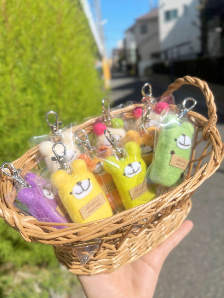 hattif_zakka's tweet photo. みなさん、こんばんは！
今週も沢山のご来店をいただき、
ありがとうございました🌷

尚、明日12日は月曜日ですが、
祝日のため通常通り営業いたします🏡
※13,14日はお休み🌟

Acorn's cafeさんのminiminiギャラリー展示は
明日以降も引き続き開催しています♪

#ハンドメイド好きさんと繋がりたい https://t.co/n9UWMa0Bvd