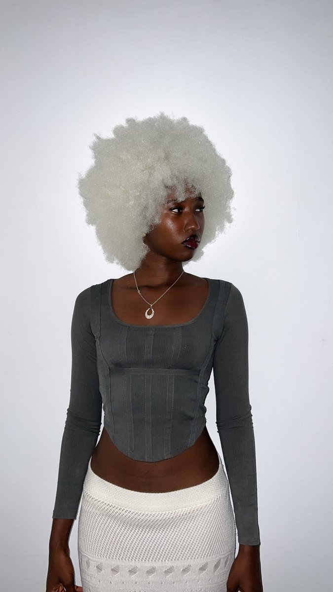 333fits's tweet photo. #naturalblonde https://t.co/6XO9tIx6m7