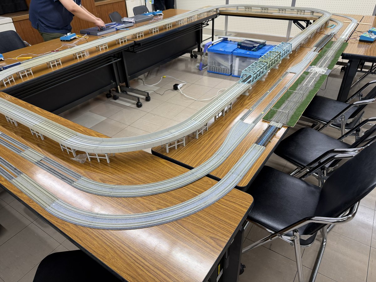 TT_soka's tweet photo. 設営完了
明日は多くの車両が走るので楽しみですね

#草加運転会 https://t.co/36gs4otIxT