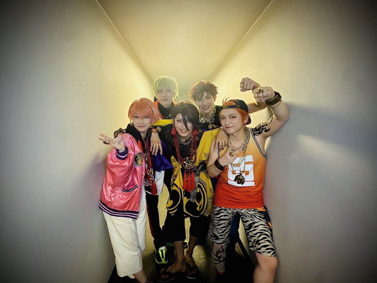 lo2q_SHO's tweet photo. Paradox Live on Stage -Road to Legend- "RAGE"

全公演無事に終了しました。

ご来場ありがとうございました。

3年ぶりの本公演。本当に楽しかったです。

パラステ10年絶対やりましょうね。

また夢のような時間を過ごせて幸せでした。

#パラステ #パラライ #パラステRtL https://t.co/19MDE8kJyj
