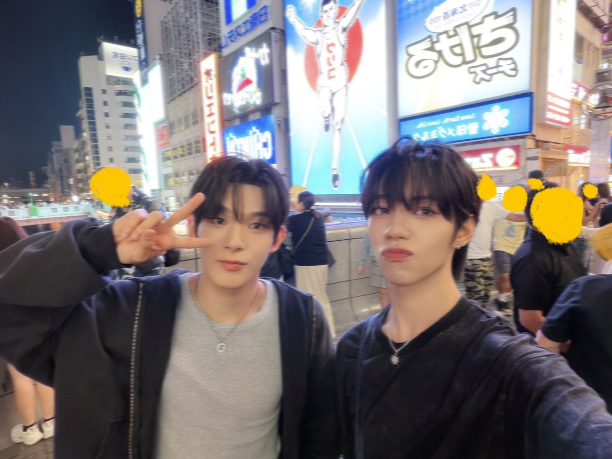 AHOF_official's tweet photo. 🌉

#AHOF #아홉
#STEVEN #스티븐
#JL #제이엘 https://t.co/RucYdbitBH