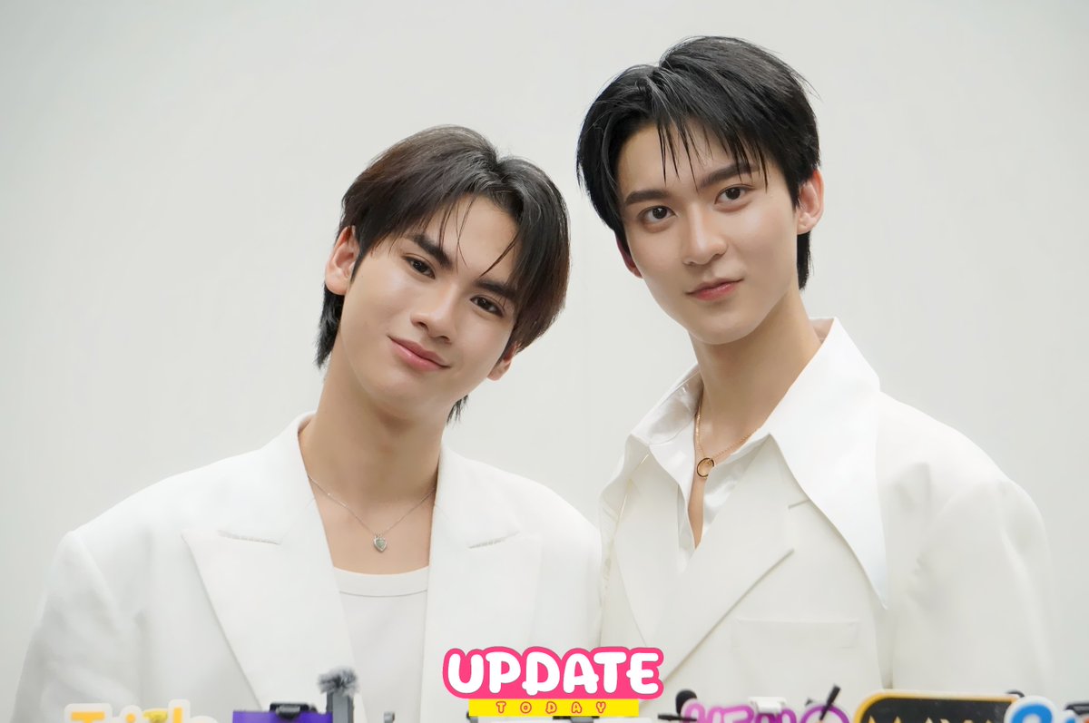 Update__today's tweet photo. ช่วงสัมภาษณ์สื่อของ " ริวจิน-แพทจิ " ในงาน ″PAREUN presents "Reflections of Scent" with RYUJIN-PATJI″ 💐✨
Reflections Of Scent with RyujinPatji
#PAREUNxRYUJINPATJI
#ryujinpatji #ริวจินแพทจิ
#rryjinnn #chira_patt
#PAREUN #ReflectionsOfScent
#UPDATETODAY https://t.co/IDWBcntbRk