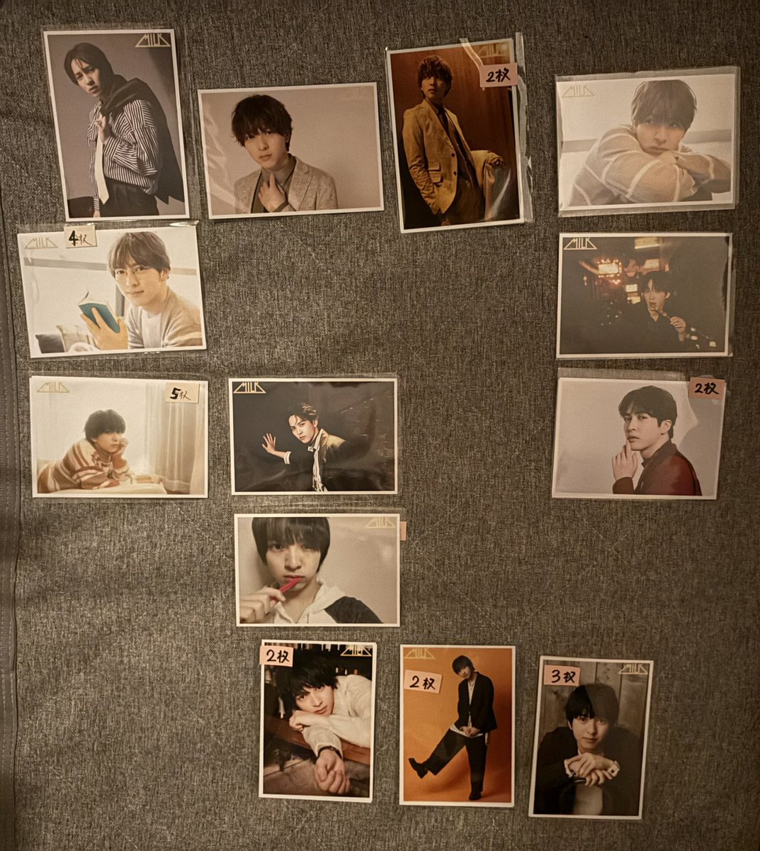 mememeYJMTOF96's tweet photo. 「のぞいてみるく？展」グッズ
過去の仁人のぞいてみるく？生誕生写真

譲)1枚目画像※重複あり

求)2枚目画像の❤️
※メガネ仁人くん？
　だんご🍡仁人くん

可能であれば、現地でお渡し交換希望です！
郵送希望の方はDMください。
検索からでもおまちしておりますので、よろしくお願いします🥺 https://t.co/sxCxkZuKwm