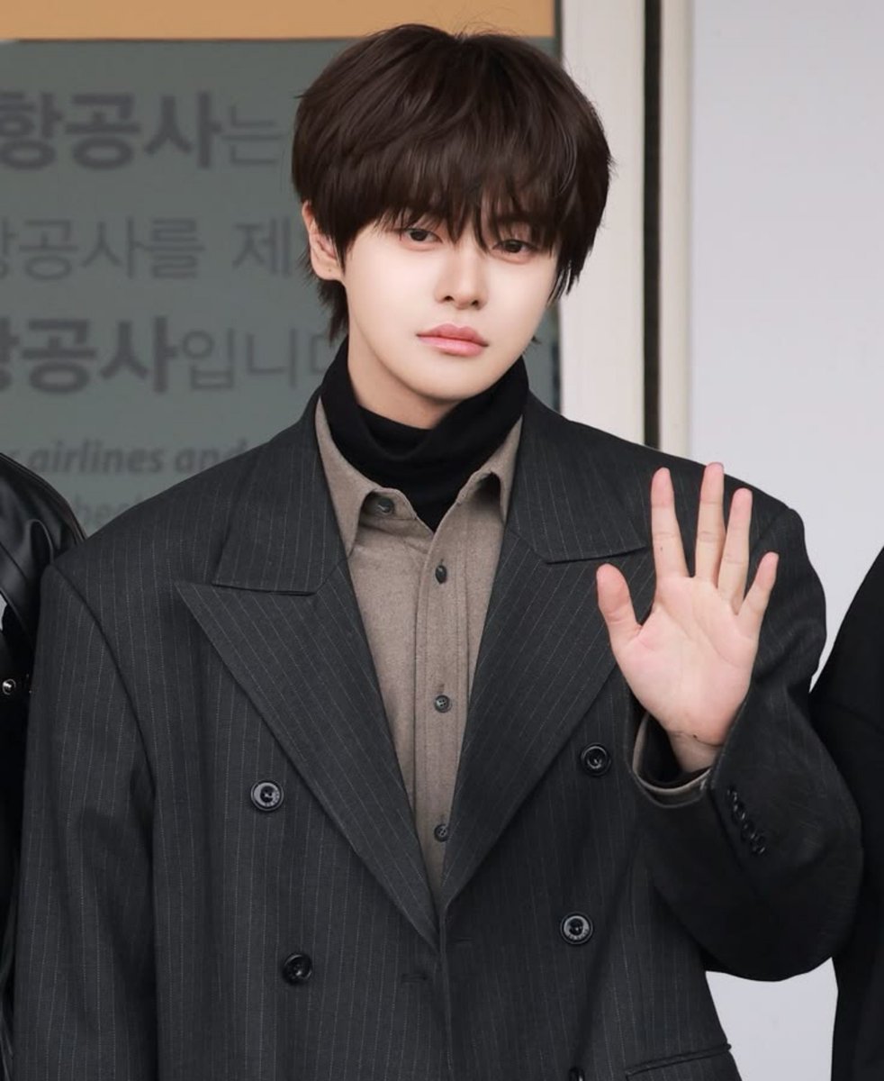 kpoppredictins's tweet photo. ALPHA DRIVE ONE Leo in currently in a relationship. https://t.co/br7IeZXJmC