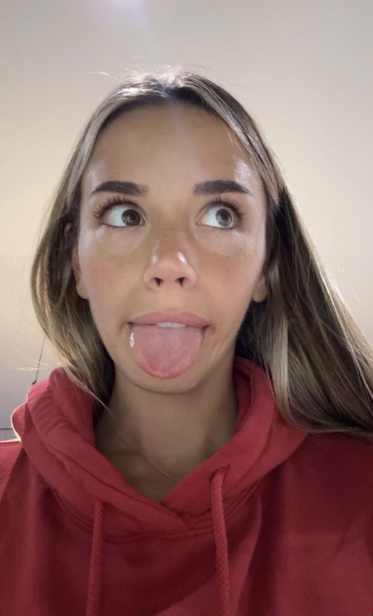 Goldena8uvs's tweet photo. It’s Sunday Sadie...😈💖  

 Go ahead and ruin your whole weekend for Mommy. 

  Stay home all day, c*ck throbbing, wallet open, and send.😮‍💨

   Every dollar you drain is just you admitting how pathetic and obsessed you are.😈🏧  

 Don’t keep Mommy waiting🙄💦 https://t.co/28Lt8kAKoh