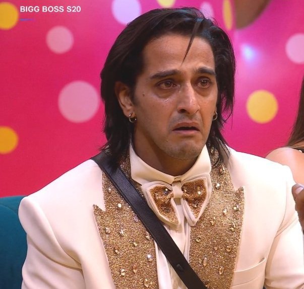 Janeeyre_6's tweet photo. If Sympathy Card had a face 👇

#BiggBoss20
#BB20
#UditiSingh https://t.co/13TIEB9Pck