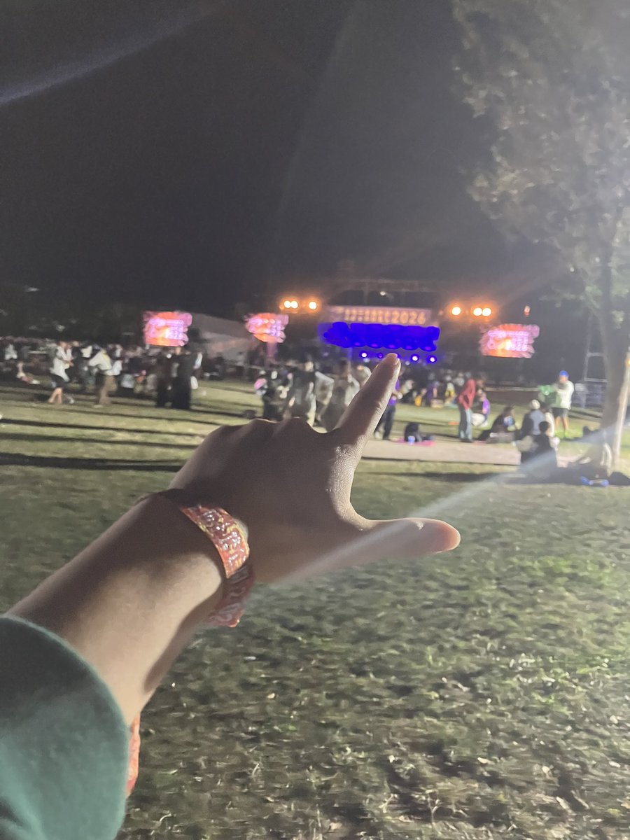 kedabu_spl's tweet photo. #京都音博2026
2日目もありがとうございました♪
私は羊文学とアジカン、くるりをスタンドで見てたけど、どれも盛り上がって最高なステージでした🥹
スキンズ良すぎてアジカンもっと聴きたくなった~~🥲 https://t.co/6hLu8MYziG
