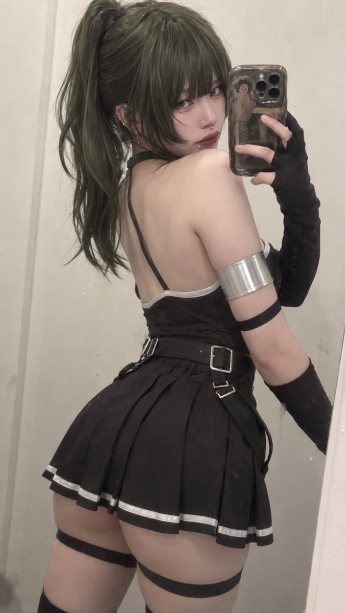 yexi0000's tweet photo. 大体なんでも切る魔法

#ユーベル #葬送のフリーレン https://t.co/gkRwKjLPRC