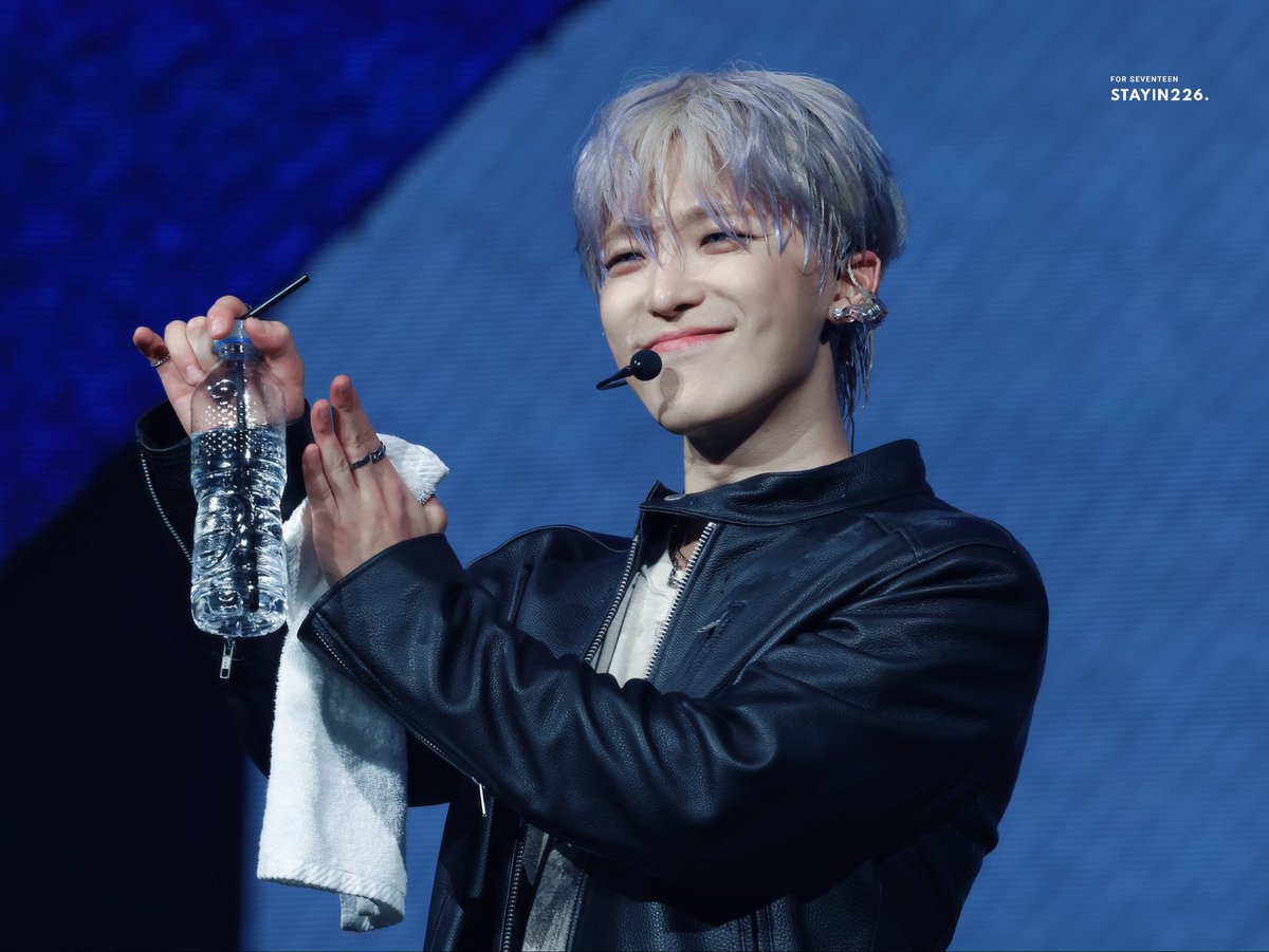 stayin226's tweet photo. 261011 [吉BOARD SHOW] in MACAO

#DINO #디노 #이찬 #ディノ 
#세븐틴 #SEVENTEEN @pledis_17 https://t.co/aW5SaW62Sf