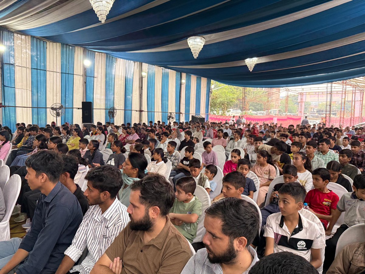 MahendarDharma2's tweet photo. संस्कार सोसाइटी, घुमारवीं द्वारा आयोजित “युवा-मंच (युवा प्रोत्साहन व सहयोग कार्यक्रम)” को सफल बनाने में आपका हार्दिक धन्यवाद ! #nashamukatbharat # Sanskar society Ghumarwin #bjphimachal #Sanjeevani #PMOGoI #CMOgovtof Himachal https://t.co/bVtZVL16yx