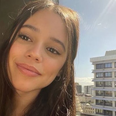 Jennaortega232's tweet photo. #NewProfilePic https://t.co/nwsfgwCziW
