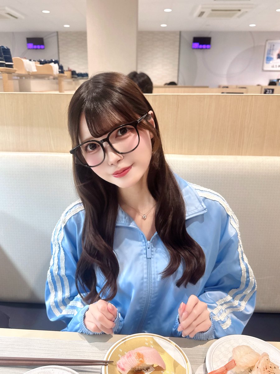 riian_NC0509's tweet photo. オフあんちゃんもすきー？🍣 https://t.co/eRUbGyywC5