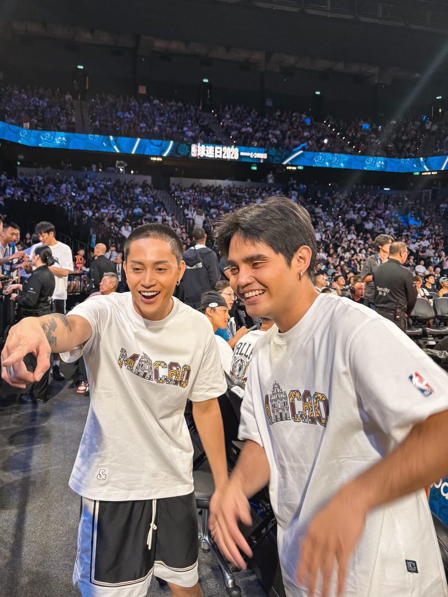 krstnrrae's tweet photo. naalala ko lang before when they shared na meron silang GC for basketball tapos puro PPOPyung members don. Naglalaro sila ng basketball pag may free time tapos one time nag araneta sila para lang maglaro. Ngayon nasa NBA na sila na para bang gumugoals rin 🙂‍↔️

@SB19Official https://t.co/1BnOpGD0sS