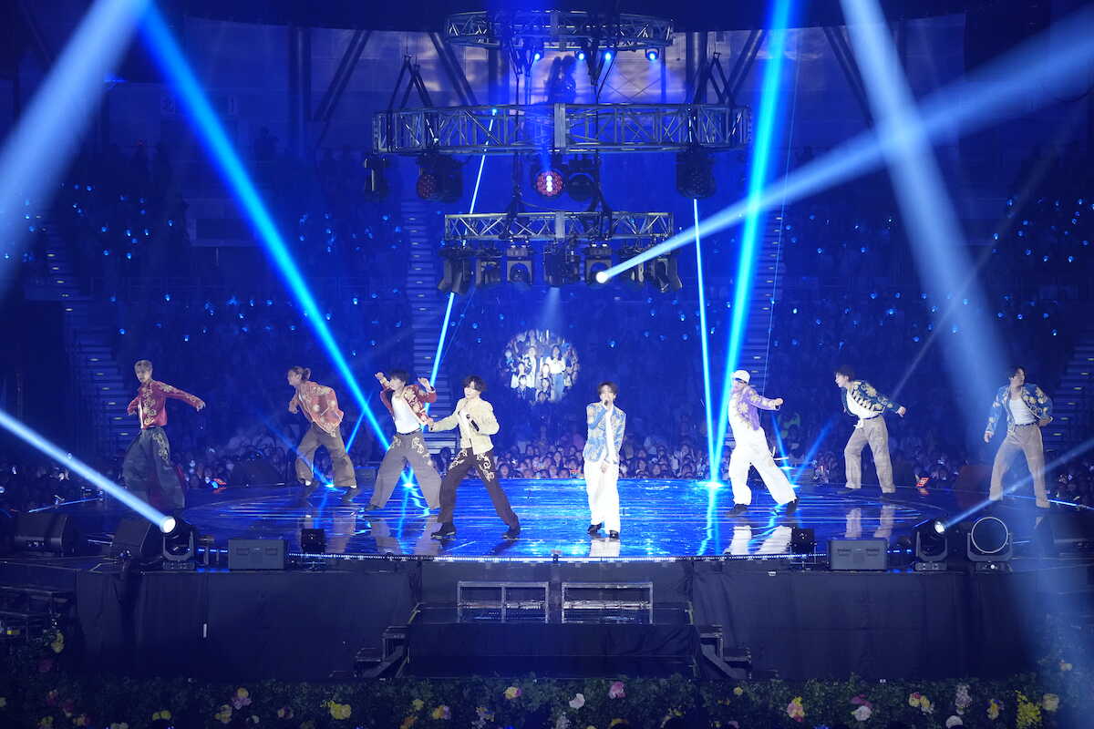 topicool_jp's tweet photo. 【トピクル】

FANTASTICS、サンドーム福井で全国ツアー完走！天国の仲間と巡った“9人”の10周年ツアー

ライブでは、ボーカルの中島さんと八木さんの圧倒的な歌声とダンスで魅了。全25曲を2時間半超にわたって全力で届けました

▼記事はこちら▼
🔗https://t.co/kcwWLuva8T

＃FANTASTICS https://t.co/DD13RRWkN9