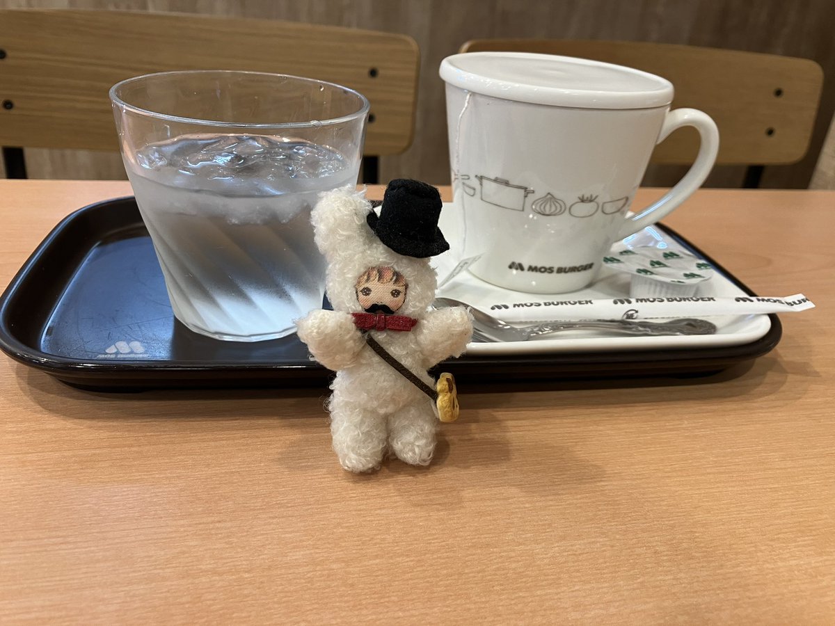 anneko_anko's tweet photo. 今日はうさおさんとモス行きました🐰 https://t.co/k53nTwmBRf