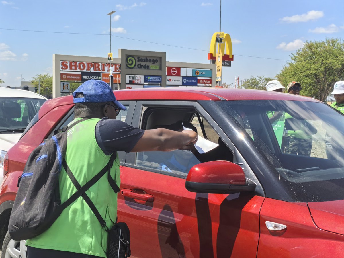 Miz_Ruraltarain's tweet photo. Activating #MashupaTselaRally on ground the reception is generally π π π©
Let's meet on Friday!
Phatha Phatha Victor Mothemela, Phatha Phatha ActionSA!
#VictorMothemelaForPolokwaneMayor #LetsFixPolokwane #VoteActionSA https://t.co/guFP5ASzbW
