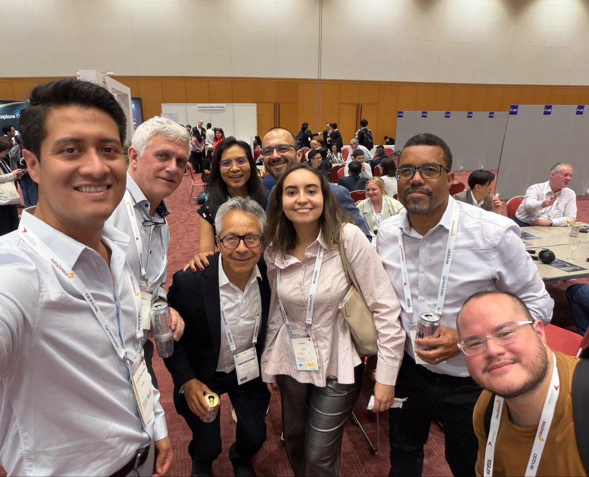 Ines_MALLEK's tweet photo. Great minds, wonderful people, and a shared passion for pathology. 🔬🥰🇯🇵 https://t.co/a9IwXutb2w