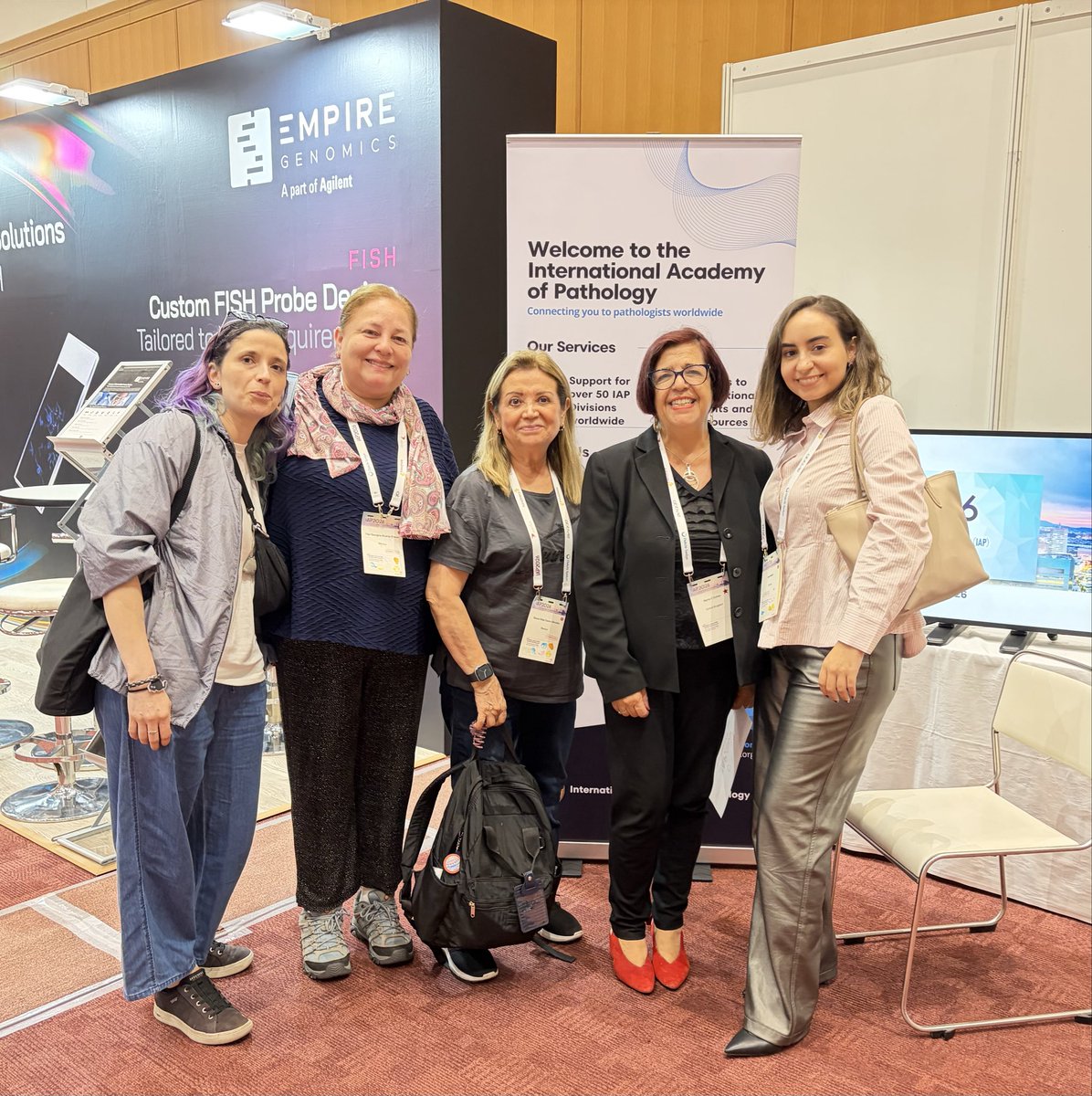 Ines_MALLEK's tweet photo. Great minds, wonderful people, and a shared passion for pathology. 🔬🥰🇯🇵 https://t.co/a9IwXutb2w
