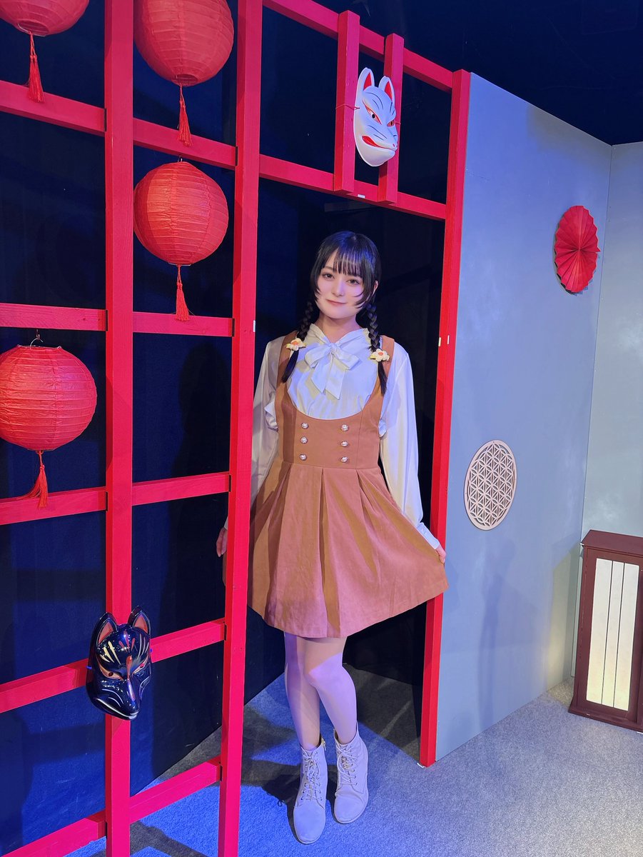 tachibana_mimi_'s tweet photo. 朗読劇『#五十嵐探偵とお喋り仮面』
本日もご出席誠にありがとうございました!🕵🏻🎭

楽しかった！！！！！
少女ちゃんが愛らしくて、共に生き抜けたこと、とても嬉しかったです！

この舞台でまたひとつ成長できた気がします💭
本当にありがとうございました!

少女役 / 橘美來(たちばなみらい) https://t.co/vgbiOHeRxu