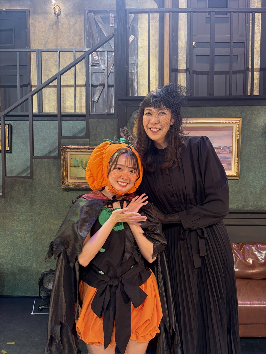 ishida_minami's tweet photo. #Refrain2026 千秋楽
ありがとうございました💐

ジャオタン！！全公演
盛大に暴れさせていただきました🎃
本当に楽しかった！！！✨✨

大好きな支配人たまと📷🫶

ジャックオランタン役 / 石田みなみ https://t.co/pze0n19vK8