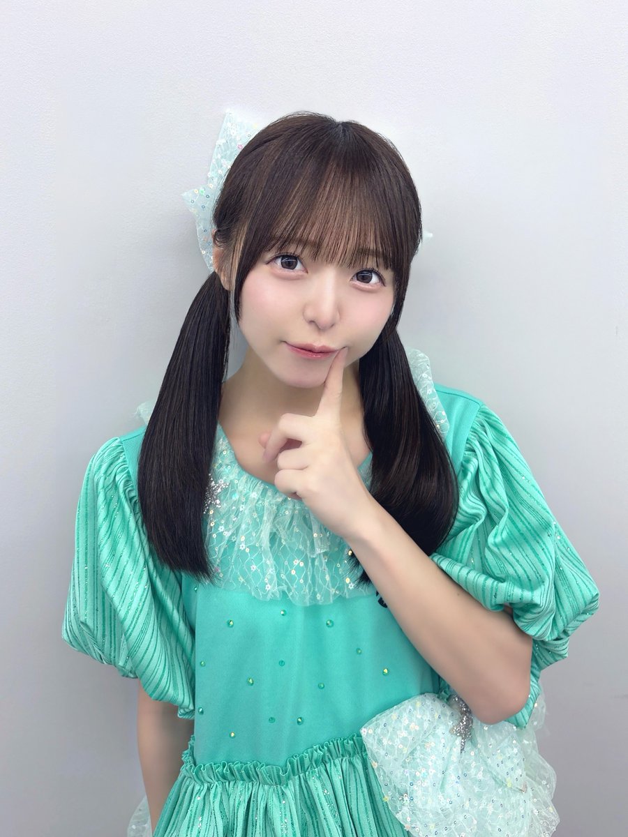 Runa_FESTIVE's tweet photo. 今誰のこと考えてた？ https://t.co/Y5G1ai8lpK