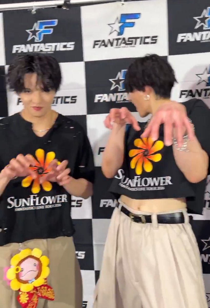 Shinomiyaaria's tweet photo. 無事完走おめでとうございます～～～♡⸜(* ॑꒳ˆ* )⋆*☆
ゆせキュンのお腹にキュンキュンです♡🫥🫠🫠😇
また次に繋がるように🌈•*¨*•.¸♬︎
  #SUNFLOWR 🌻  #FANTASTICS  #SF_FNT
 #八木勇征 くん https://t.co/gL2D77nR2b