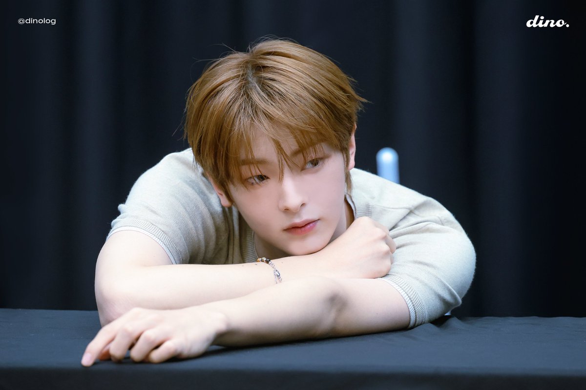 dinolog's tweet photo. 260619 
#KANGWOOJIN #강우진 #FLAREU https://t.co/fvR09So4HV