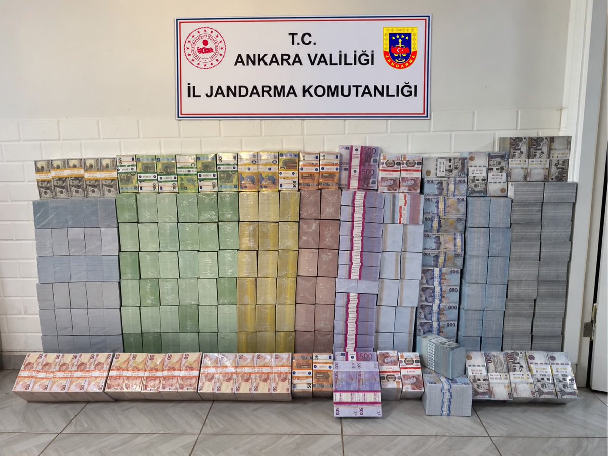 Axtgazete's tweet photo. 🔴 Jandarma il komutanlığının, AI görsel kullandığı ortaya çıktı. https://t.co/32O6wgCnc2