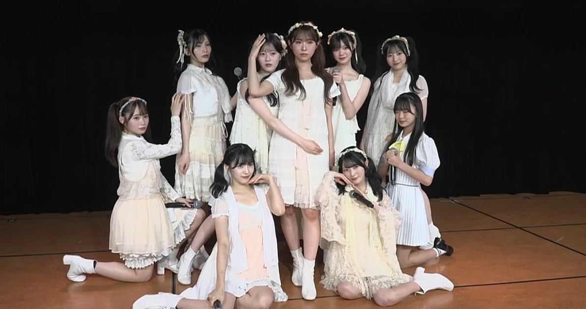 LOVEshyGYON's tweet photo. メロずっきー、ロビ観のわいﾄﾞﾝｶﾞﾗｶﾞｯｼｬｰﾝ！ https://t.co/DucAeWbFKC