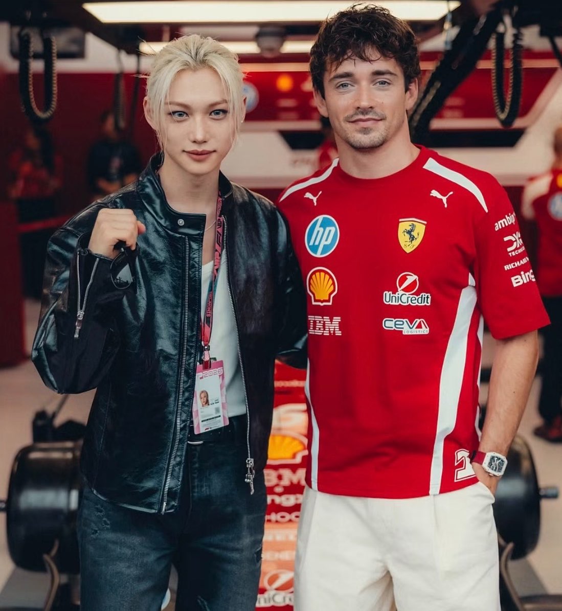 915bbok's tweet photo. DROP THE TAGSSSSS

FELIX F1 SINGAPORE GRAND PRIX
#FELIX_Formula1 
#FELIXxFerrari
@f1 @ScuderiaFerrari https://t.co/pbw6QDF4oC