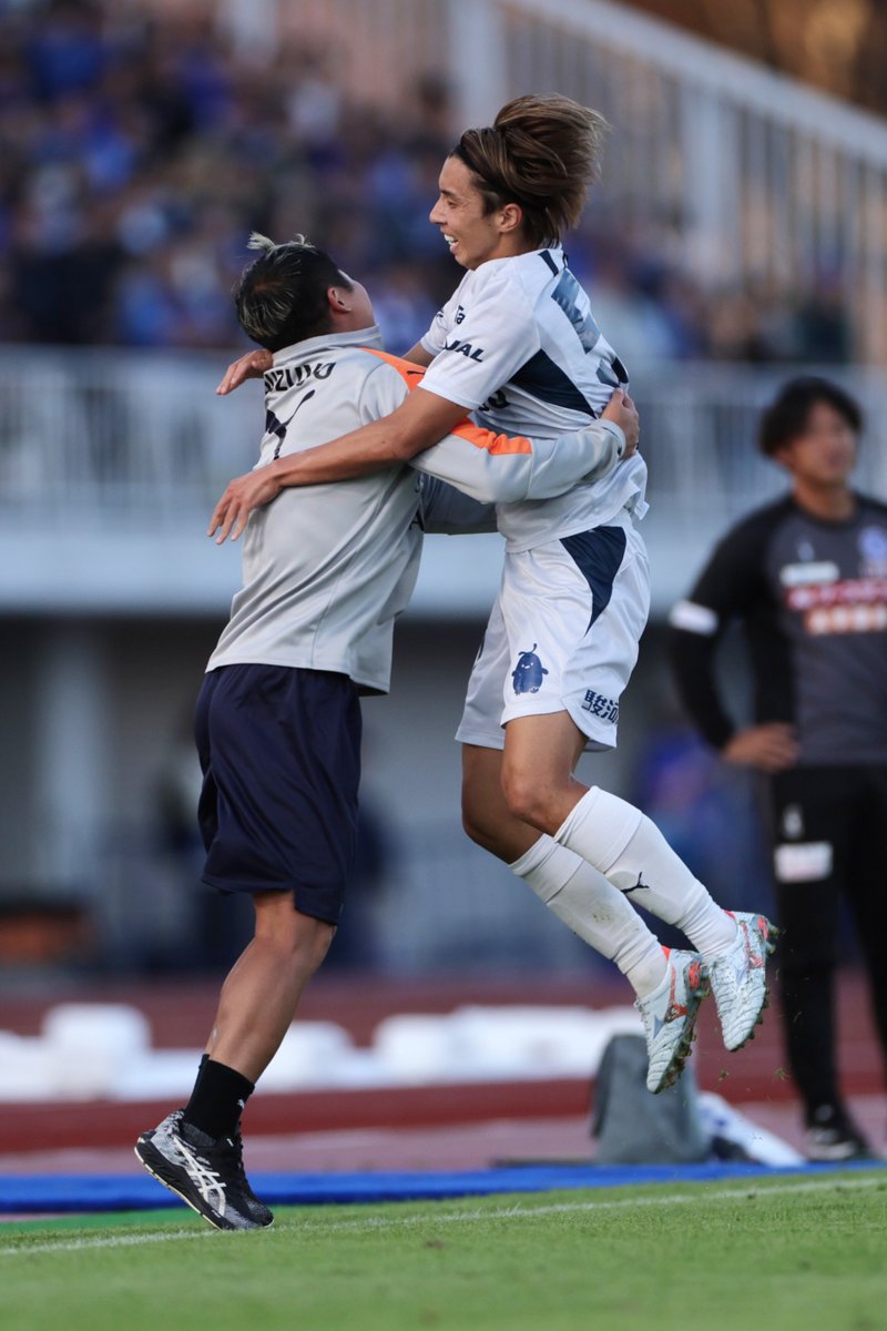 shizusports's tweet photo. #清水エスパルス の #藤井智也 選手は #水戸ホーリーホック 戦で１得点１アシストの活躍で逆転勝ちに大きく貢献しました。移籍後初得点となる同点ゴールの直後には大きな喜びを表現してましたが、試合後に心境やうれしさを問われると「連戦なのでロッカーに置いてきた」と次戦に切り替えていました。 https://t.co/g7omZUHV9J