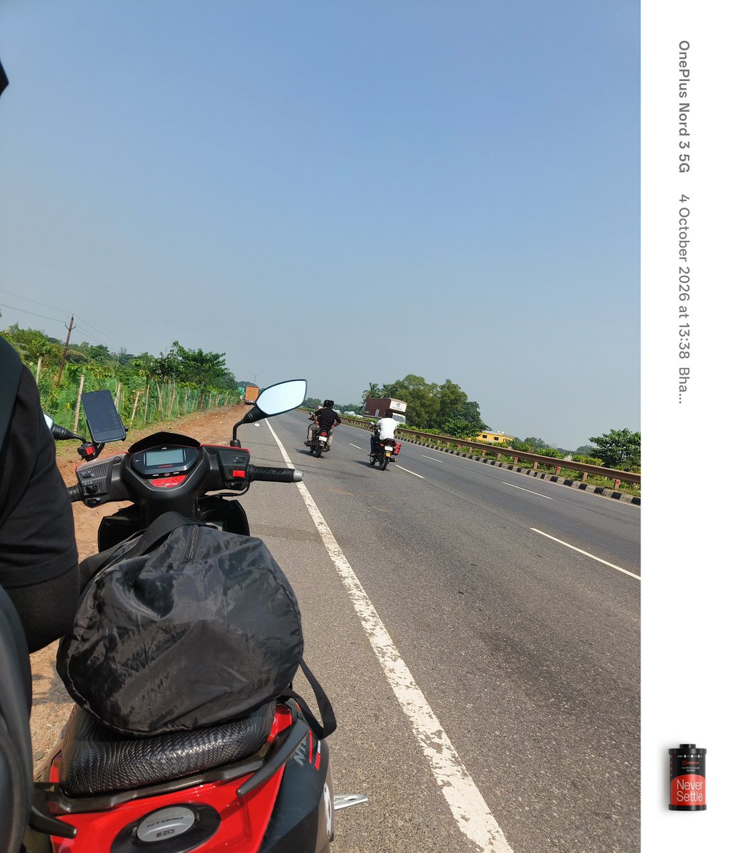 BrainspinDev's tweet photo. @SidhuJetha speed limit acche ? ektu detail e bolo ami toh abar scooty chara jete pari na https://t.co/mqEEEKXnRW