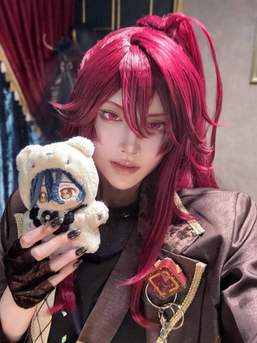 hairu_090's tweet photo. cos
　　　　小さいチトセです https://t.co/JBvSvFpalT