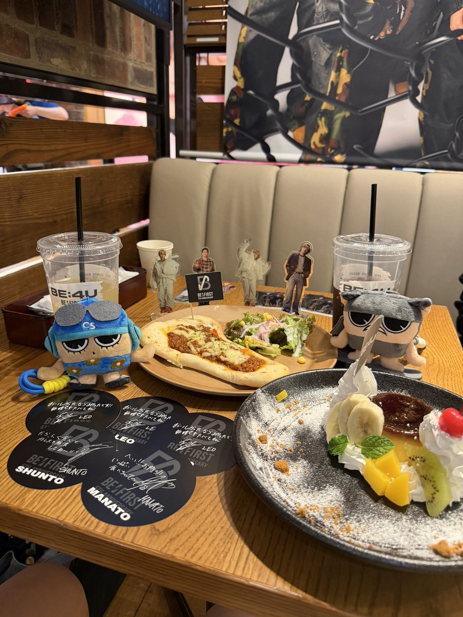 bm_so2651's tweet photo. 初タワレコカフェ‼️‼️😭 https://t.co/9gT69dMGQX
