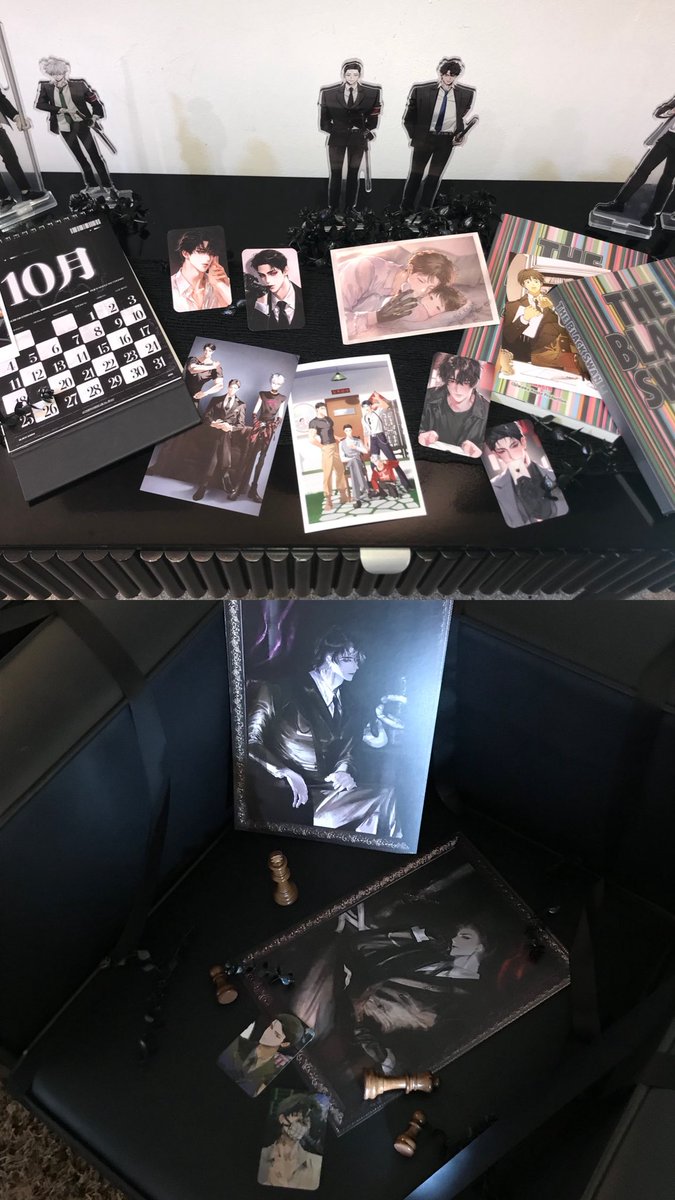 ch2znyang's tweet photo. 영원히 애국…🖤🫡

#LHM_SWEET_HOME #BLACK_SWAN_EXHIBITION
#위대한_신_이화를_찬양하라 https://t.co/zneKkiuvET
