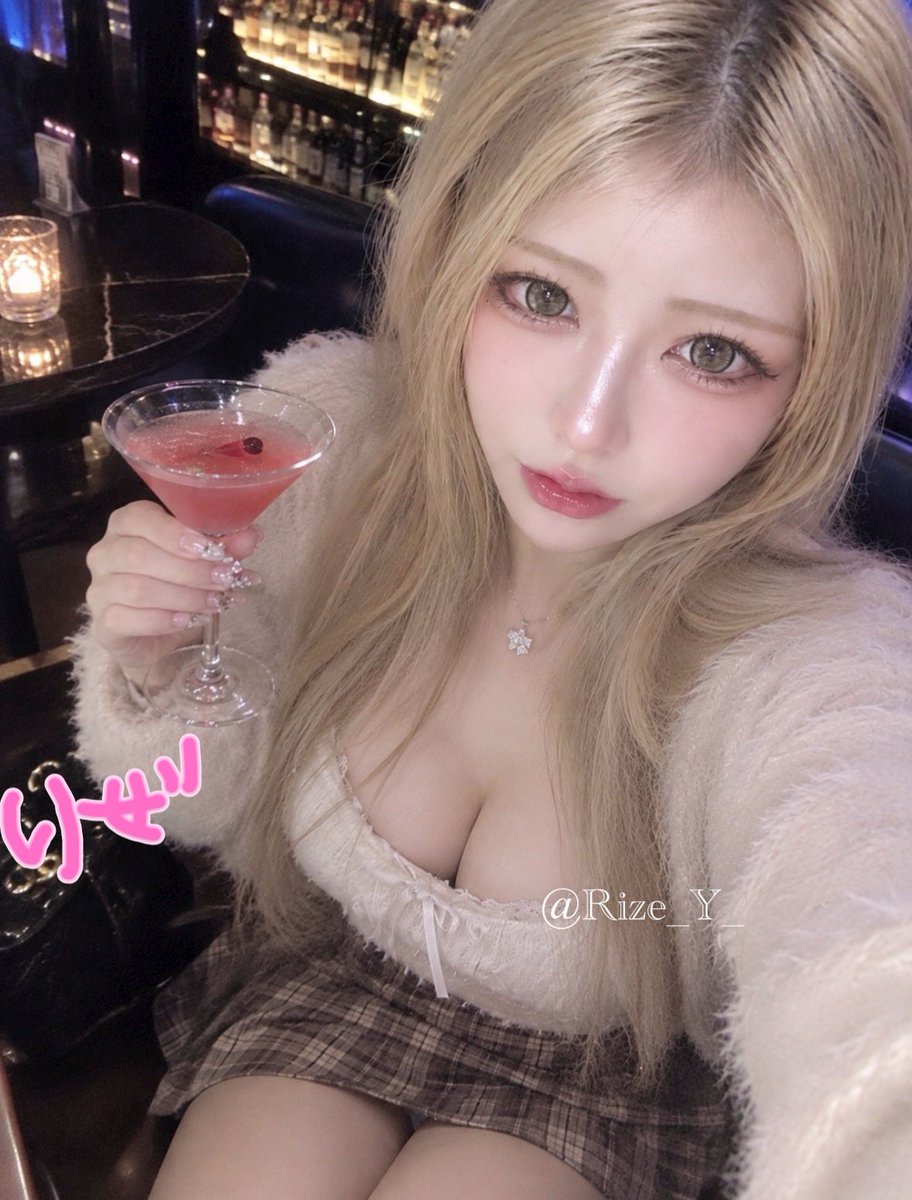Rize96neko's tweet photo. ぼっちやだ

#自撮り界隈 #いいね返し https://t.co/0C5PjmIxOB