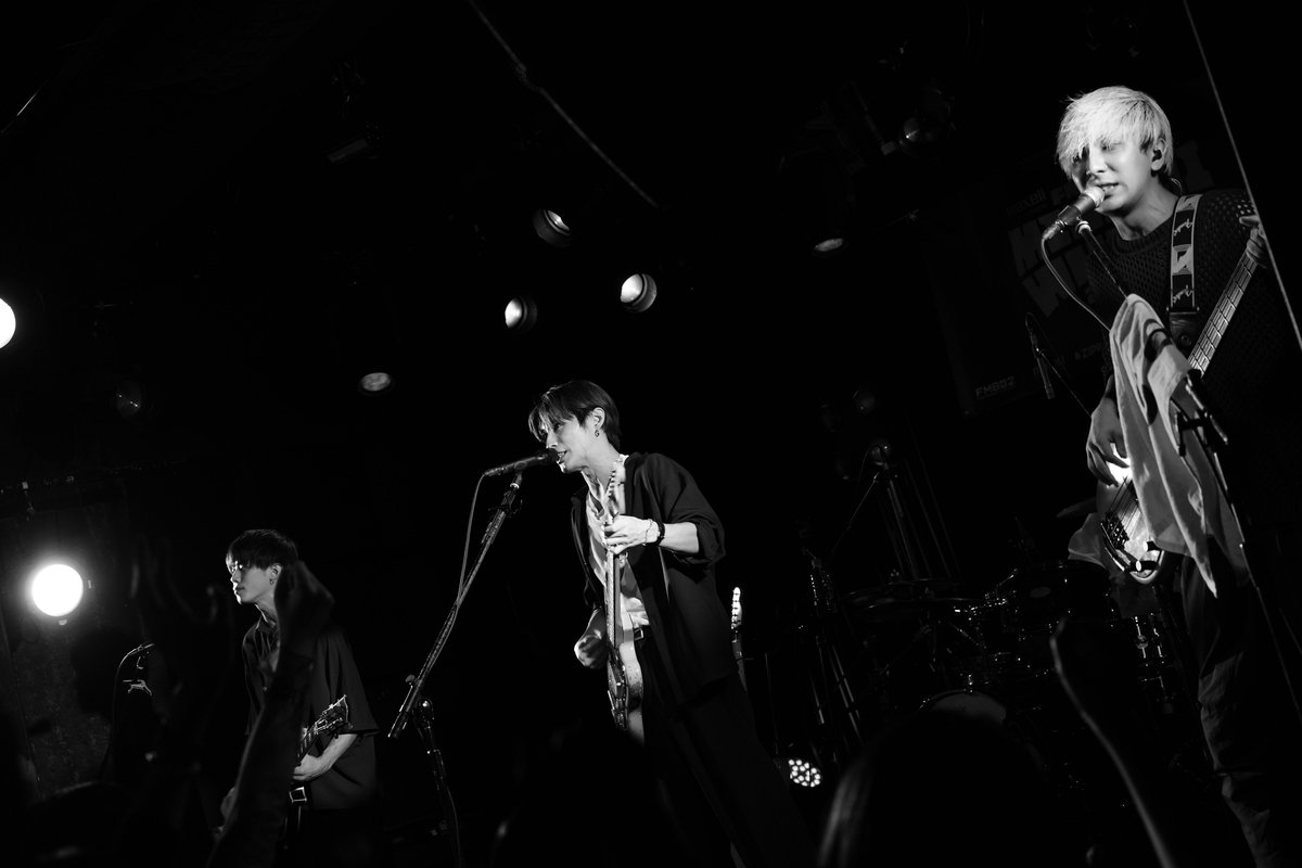 osage_band's tweet photo. 2026.10.11 ANIMA
Maxell presents #FM802 
MINAMI WHEEL 2026

ジオメトリック
ヒトリゴト
悪い人
トランジスタ
ごめんね。
マイダイアリー
ウーロンハイと春に
さよならについて

入場規制！💐
ミナホありがとうございました！

ワンマンツアー中です！要チェック✔️
🎫 https://t.co/kGYQzNDoGE https://t.co/acFHnskLgh