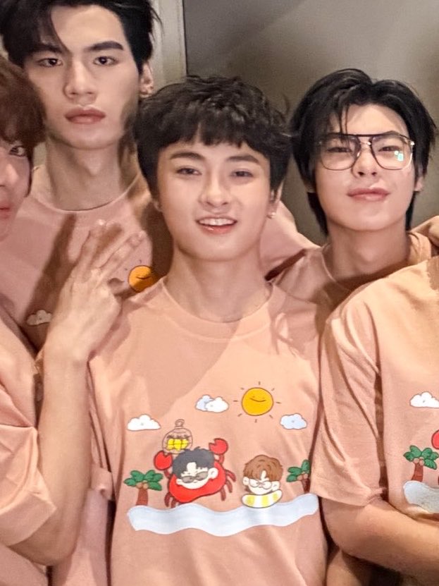 onvcvx's tweet photo. มารุโกะไลฟ์แอ็คชั่น https://t.co/U3USJNbndI