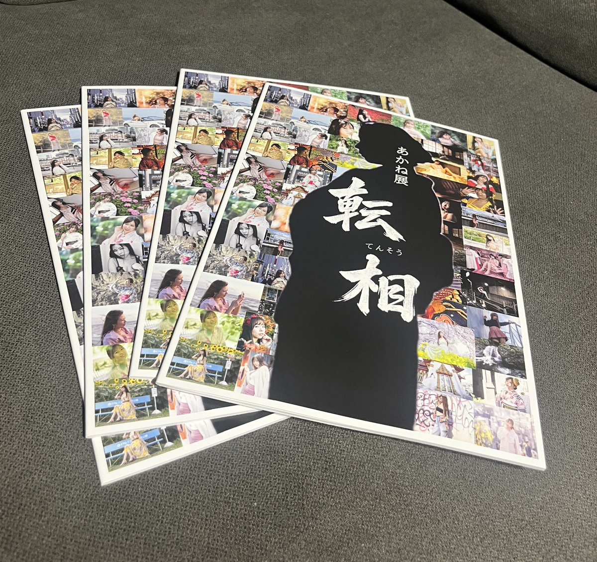 akane_exhibit's tweet photo. 📖 公式図録が完成しました！✨

17名の出展者による作品と、それぞれの作品に込めた想い。そして、私から一人ひとりへ贈るメッセージも収録しました。

写真だけでは伝えきれない想いや、これまでの思い出も詰め込んだ大切な一冊です🥹

全36ページ／1冊1,000円
会場でぜひお手に取ってください☺️💕 https://t.co/mJ2f9RIqsr